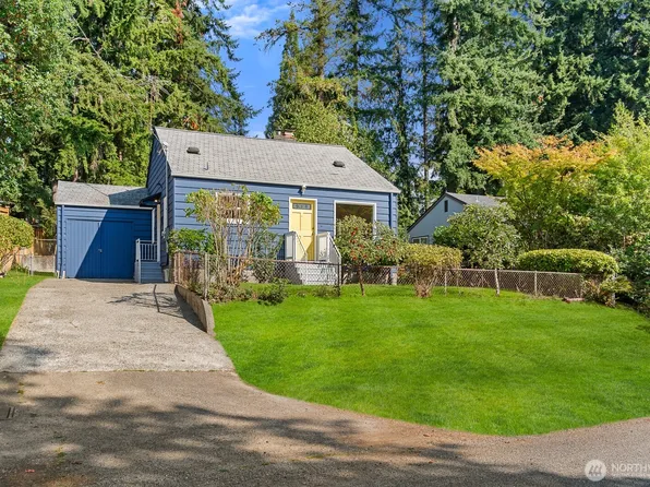 13726 23rd Avenue NE, Seattle, WA 98125