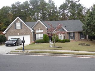 900 Chimney Trace Way, Lawrenceville, GA 30045