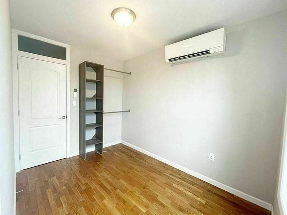 3rd image of 241 Rockaway Ave #3RR