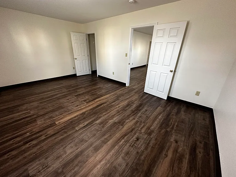129 2nd St #1N — Photo 21