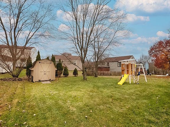 5th image of 530 Greenspire Ct
