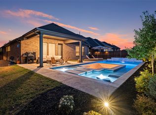 1625 Windflower Dr, Aubrey, TX 76227