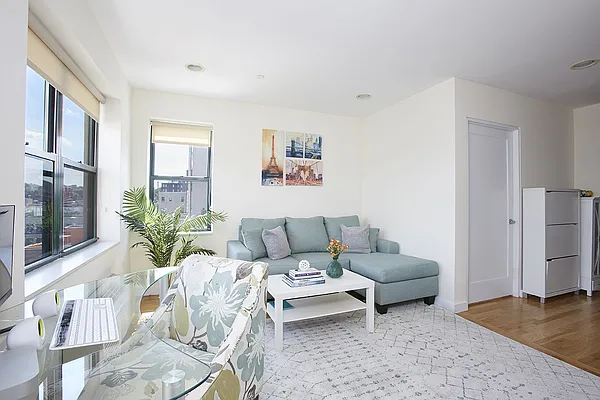 Sold by Compass | media 2