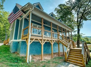 84 Valley View Dr, Hayesville, NC 28904