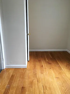 Rented by Hillel Realty Group | media 14