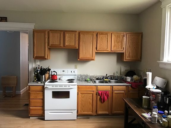 2nd image of 1808 Greenup St APT 1