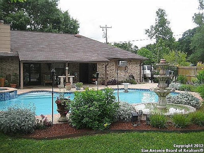 1st image of 1209 Boenig Dr