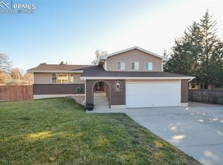 5325 Babcock Ct, Colorado Springs, CO 80915
