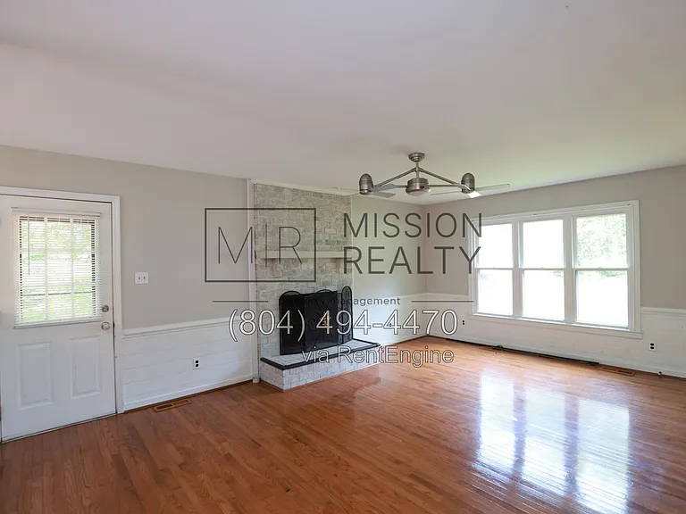 11537 Leiden Ln — Photo 10