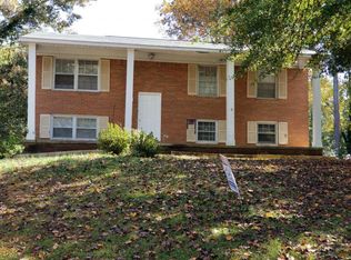 8246 Walnut Dr, Jonesboro, GA 30238