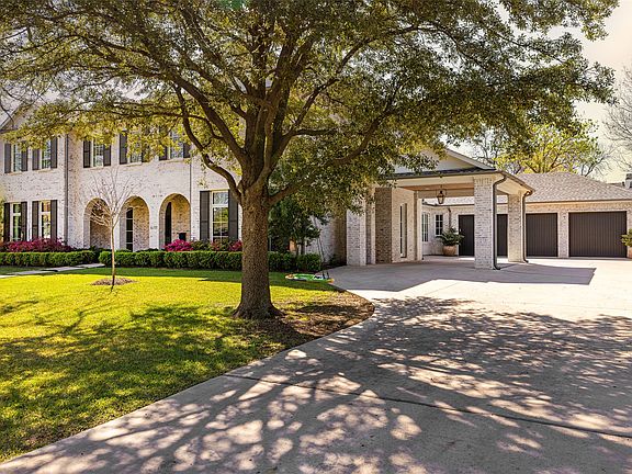 2nd image of 6711 Robin Rd