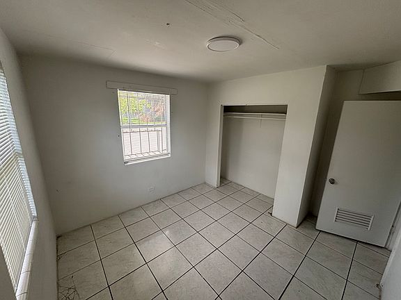 3rd image of 1413 NW 8th Ave