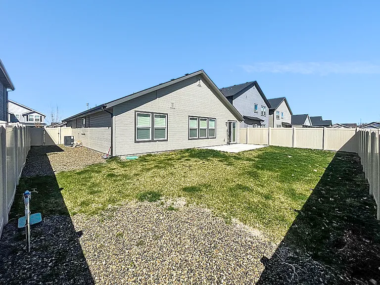 149 Wausau St — Photo 11