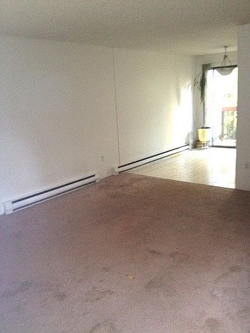 2nd image of 5111 SW Beaverton Hillsdale Hwy APT C