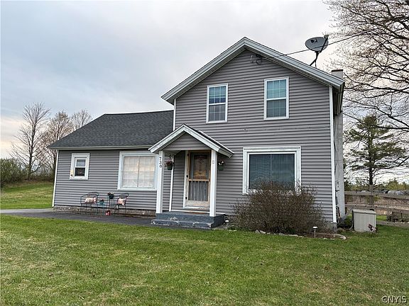 2nd image of 738 Markham Hollow Rd