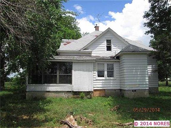 5th image of 717 Seneca Ave