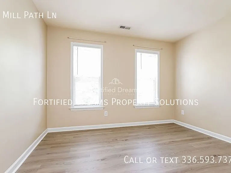 8 Mill Path Ln — Photo 12