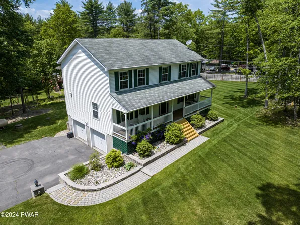 209 Doolan Rd, Dingmans Ferry, PA 18328