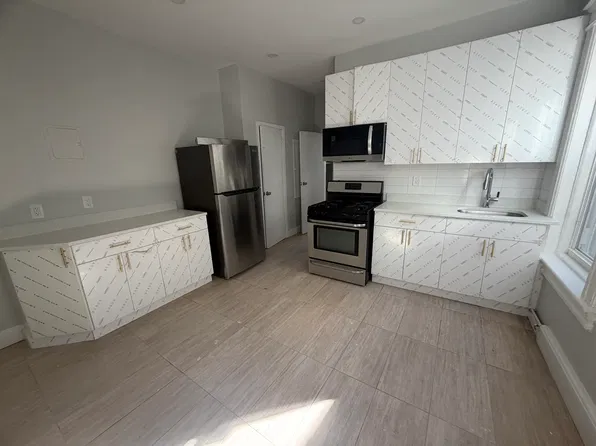 642 Avenue C image 1 of 11