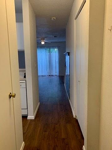 1st image of 828 W Collins St #C