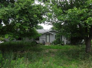 1402 Eden Ave, Webb City, MO 64870