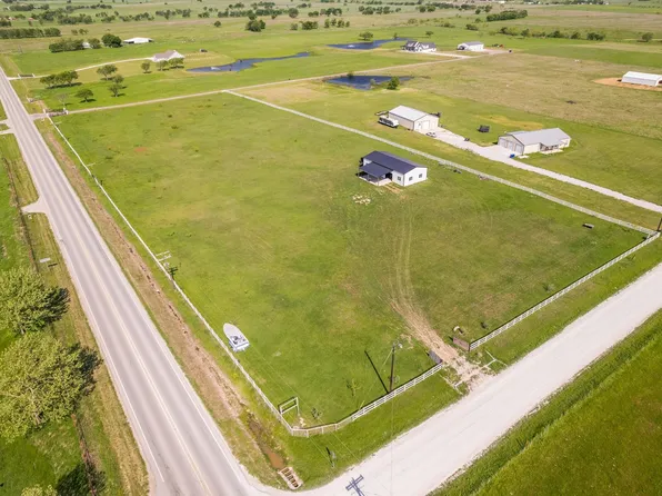 25 County Road 235, Valley View, TX 76272