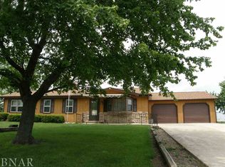 10228 Elizabeth Rd, Bloomington, IL 61705