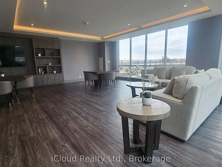 15 Lynch St #2302 — Photo 40