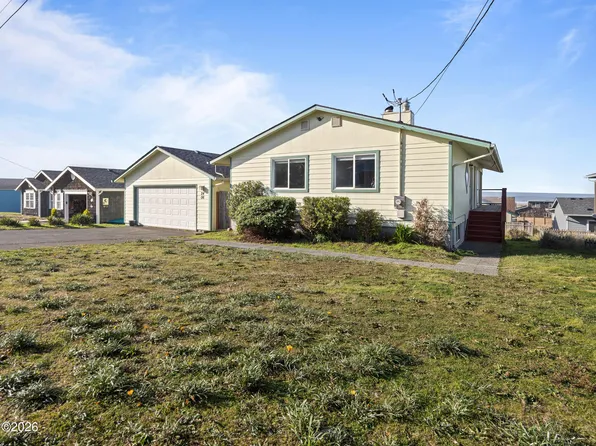 2406 NW Convoy Way, Waldport, OR 97394
