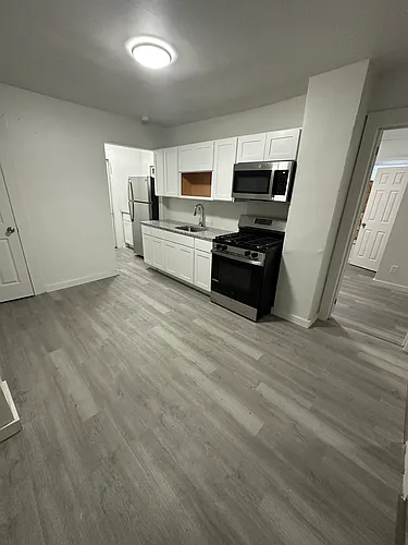242 Newhall St #1 Photo 1