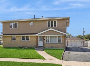6525 W 83rd Pl, Burbank, IL 60459