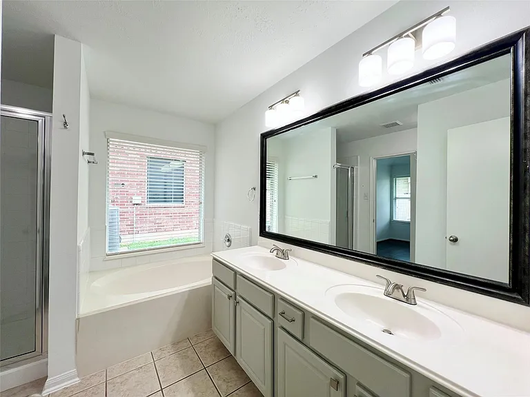 123 Willoughby Ct — Photo 5