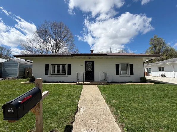 504 Indiana Ave, Veedersburg, IN 47987