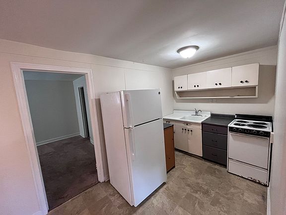 2nd image of 2831 Burney Dr #2831.5