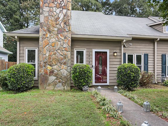 2nd image of 1013 Whitfield Ct SE
