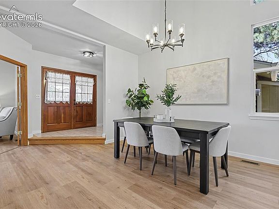 3rd image of 8125 Avens Cir