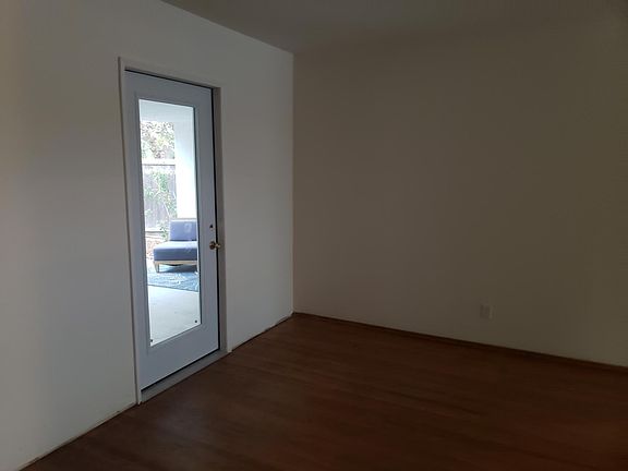 5th image of 5067 Campanile Dr