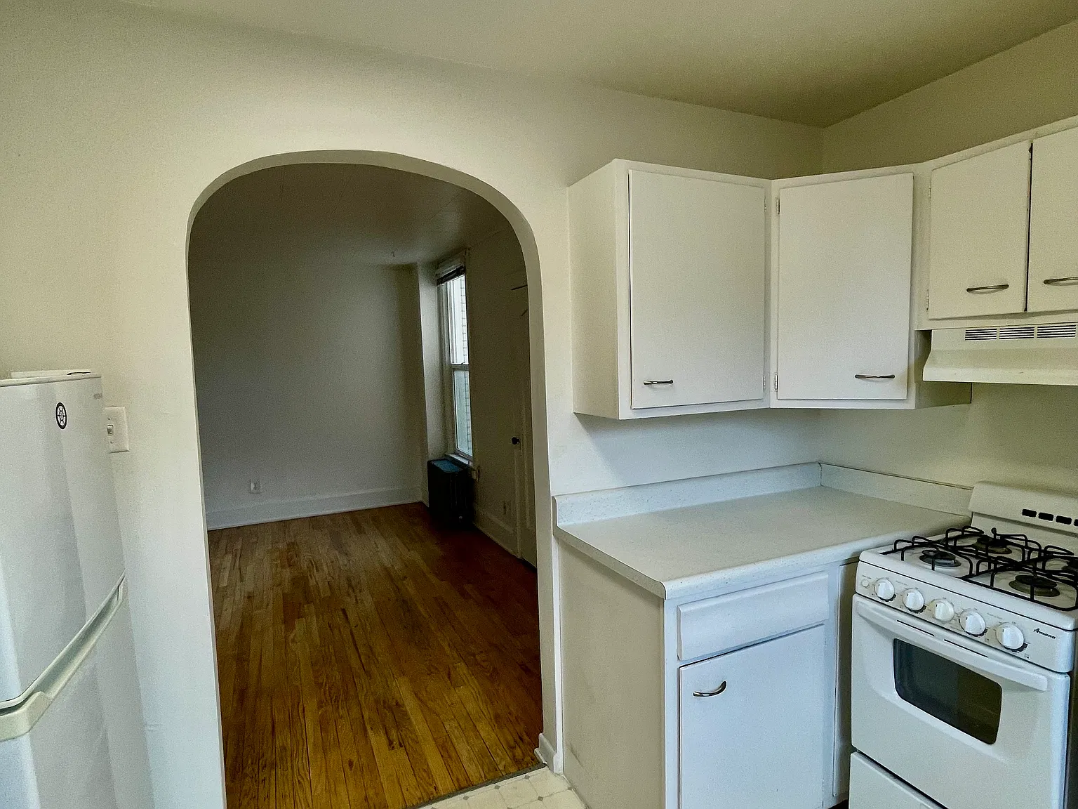 1437 Clayton Street — Photo 4