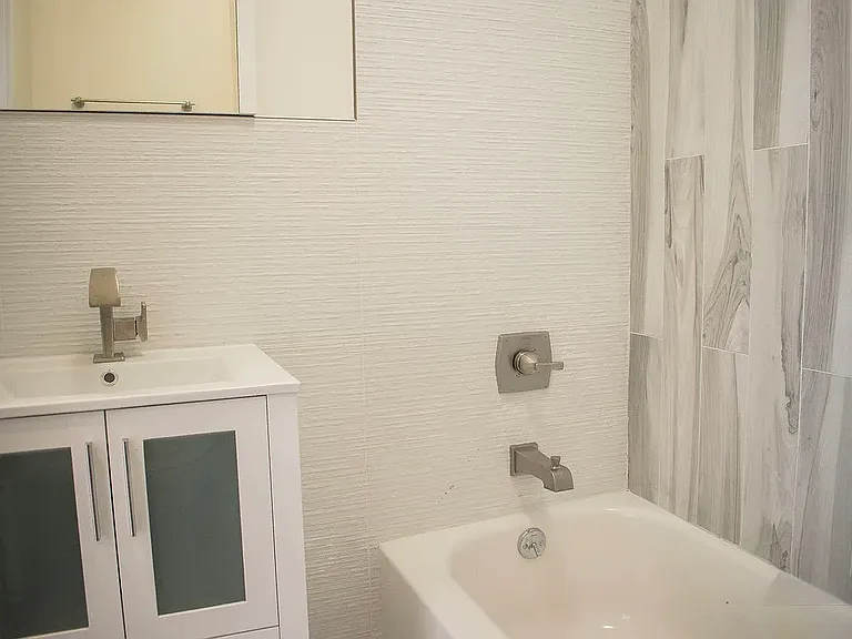 646 Greene Ave #4 — Photo 10