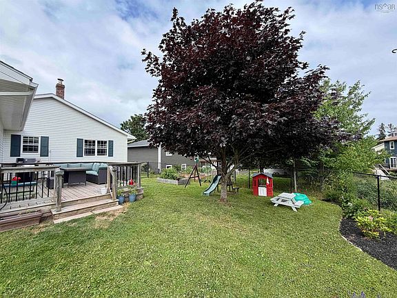 5th image of 18 Crockett Ct