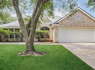 10615 Indian Paintbrush Ln, Houston, TX 77095