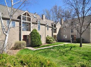 76 Timberwood Rd, West Hartford, CT 06117