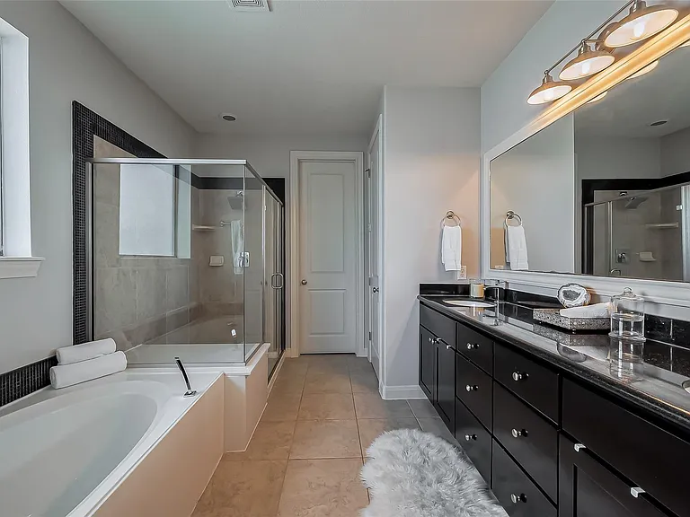 2808 Saint Emanuel St — Photo 19