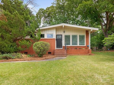 1438 Larkfield Ln, Charlotte, NC, 28210