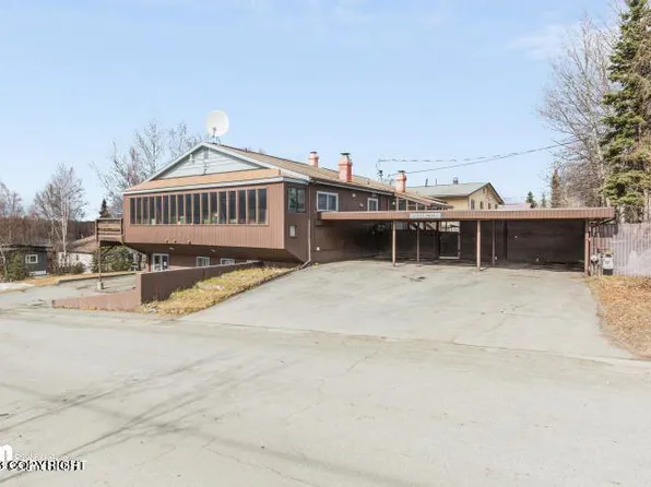 3947 Lynn Dr, Anchorage, AK 99508