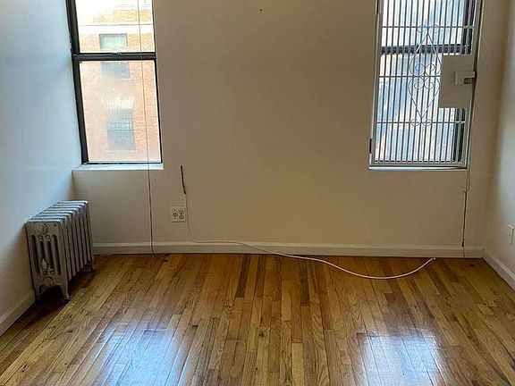 2nd image of 434 E 115th St APT 5B