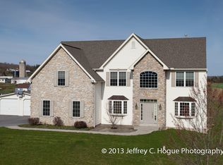 109 Norway Dr, Mohnton, PA 19540