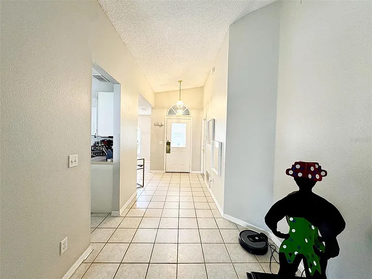 1509 Indian Oaks Trl — Photo 7