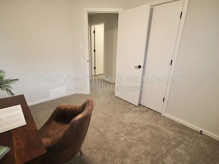 16 Rivergrove Ln W #4 — Photo 13
