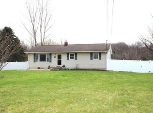 736 Pontius St NW, Mogadore, OH 44260